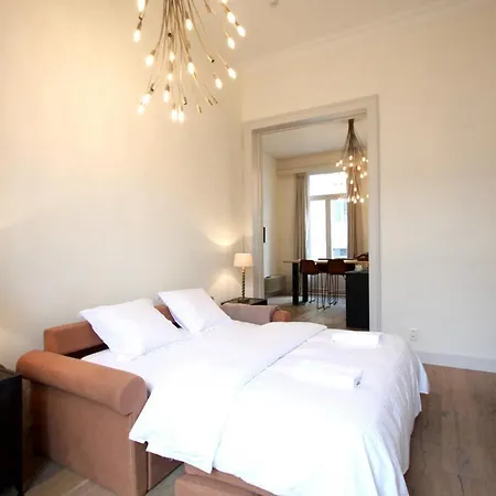 Apartment Cap's House *