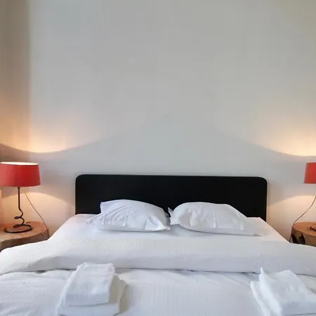 Apartment Cap's House *