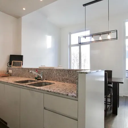 Cap's House Apartment *