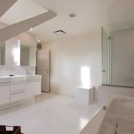 Cap's House Apartment