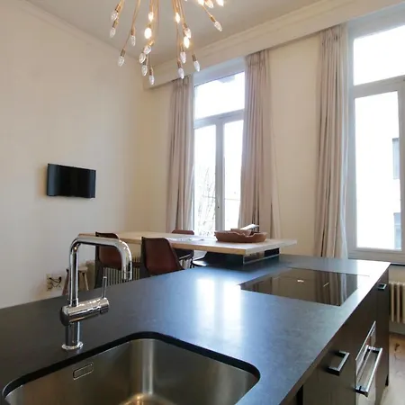 Cap's House Apartment