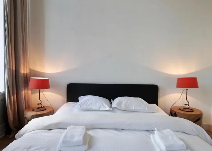 Apartment Cap's House *